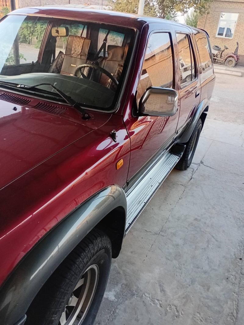 Toyota 4Runner 1995 - 75 000 TMT - Dänew - img 2