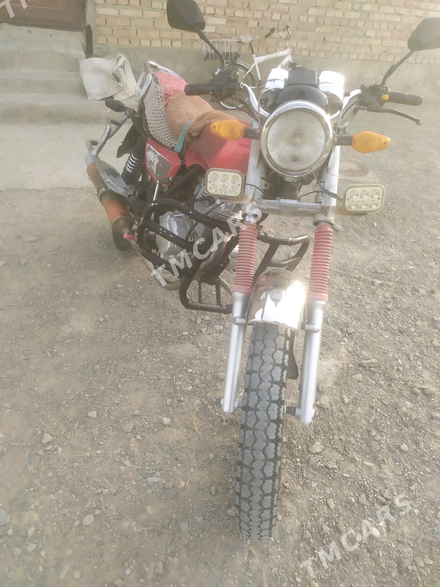 Fekon FK200-14G 2002 - 12 000 TMT - Бахарден - img 2
