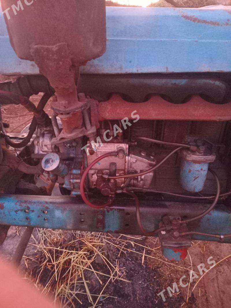MTZ T-28 2005 - 22 000 TMT - Теджен - img 3
