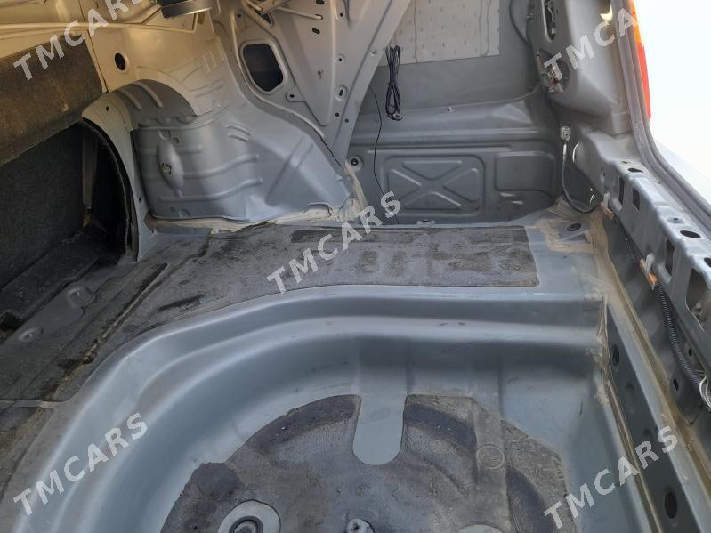 Toyota Camry 2003 - 185 000 TMT - Чарджоу - img 6