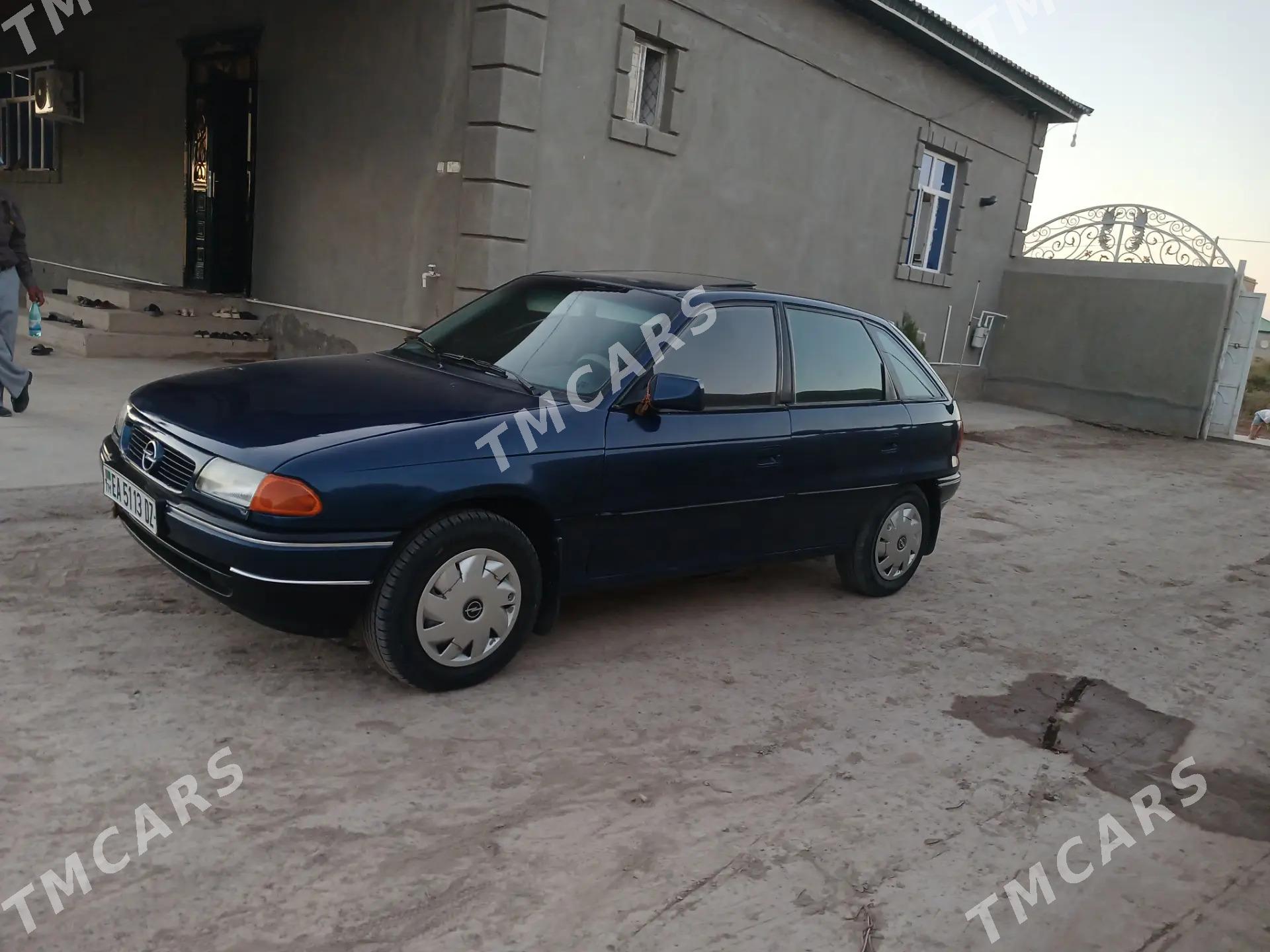 Opel Astra 1994 - 40 000 TMT - етр. Туркменбаши - img 2