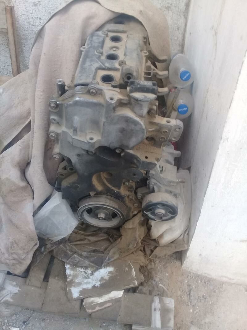 mator NISSAN WERSA 500 TMT - Бузмеин - img 1