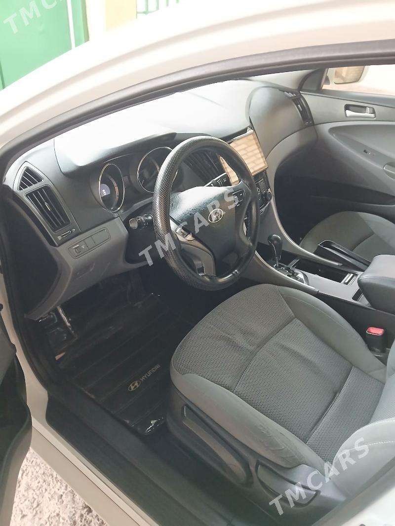 Hyundai Sonata 2010 - 155 000 TMT - Ашхабад - img 4