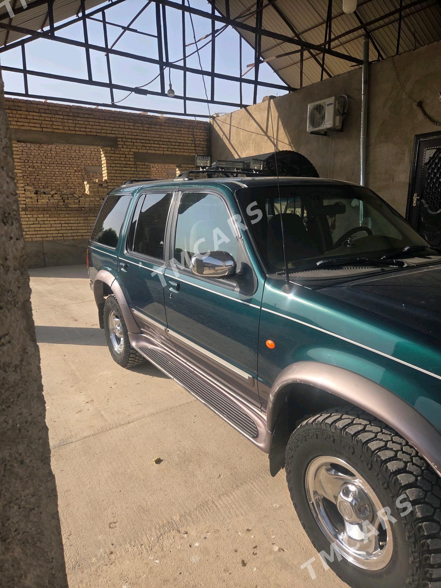 Ford Explorer 1996 - 65 000 TMT - Kaka - img 5