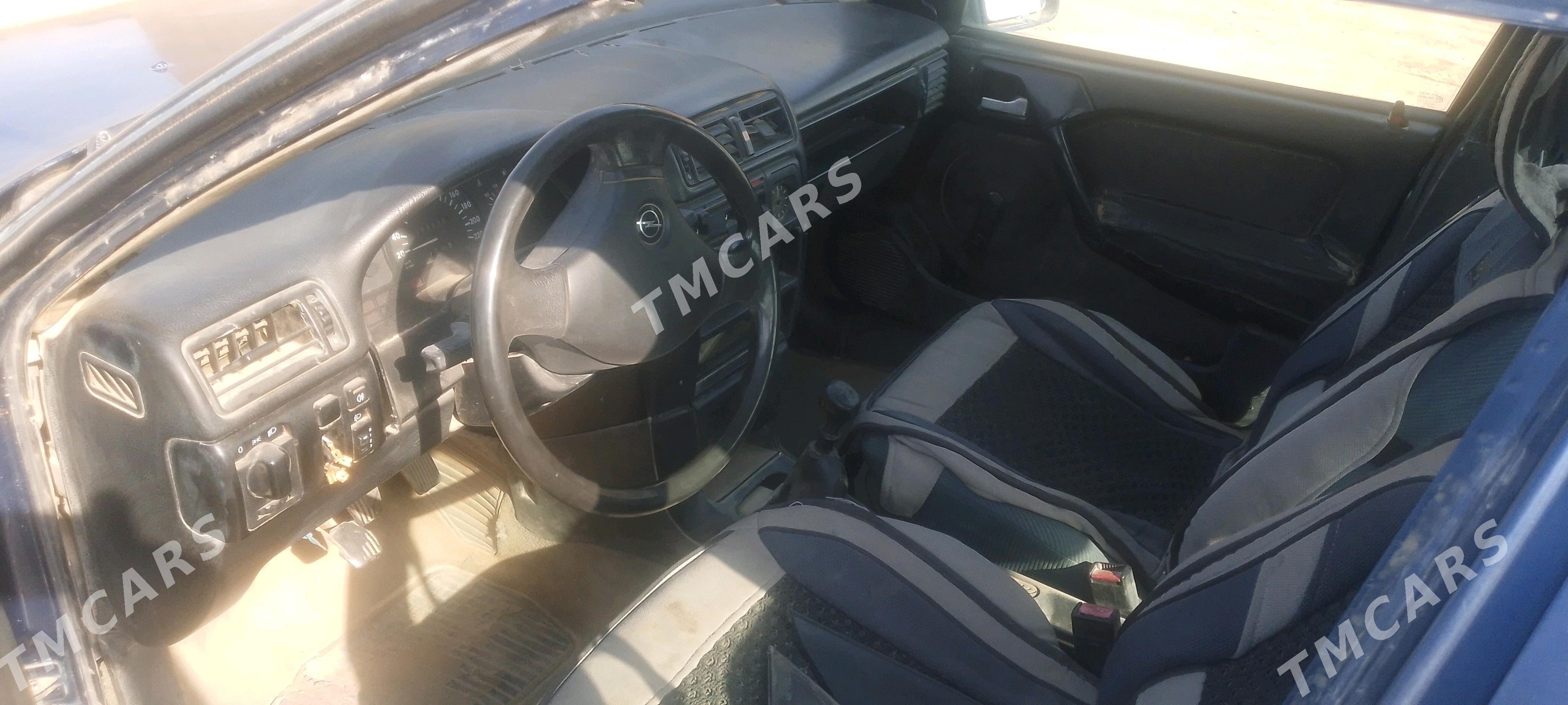 Opel Vectra 1991 - 27 000 TMT - Murgap - img 3