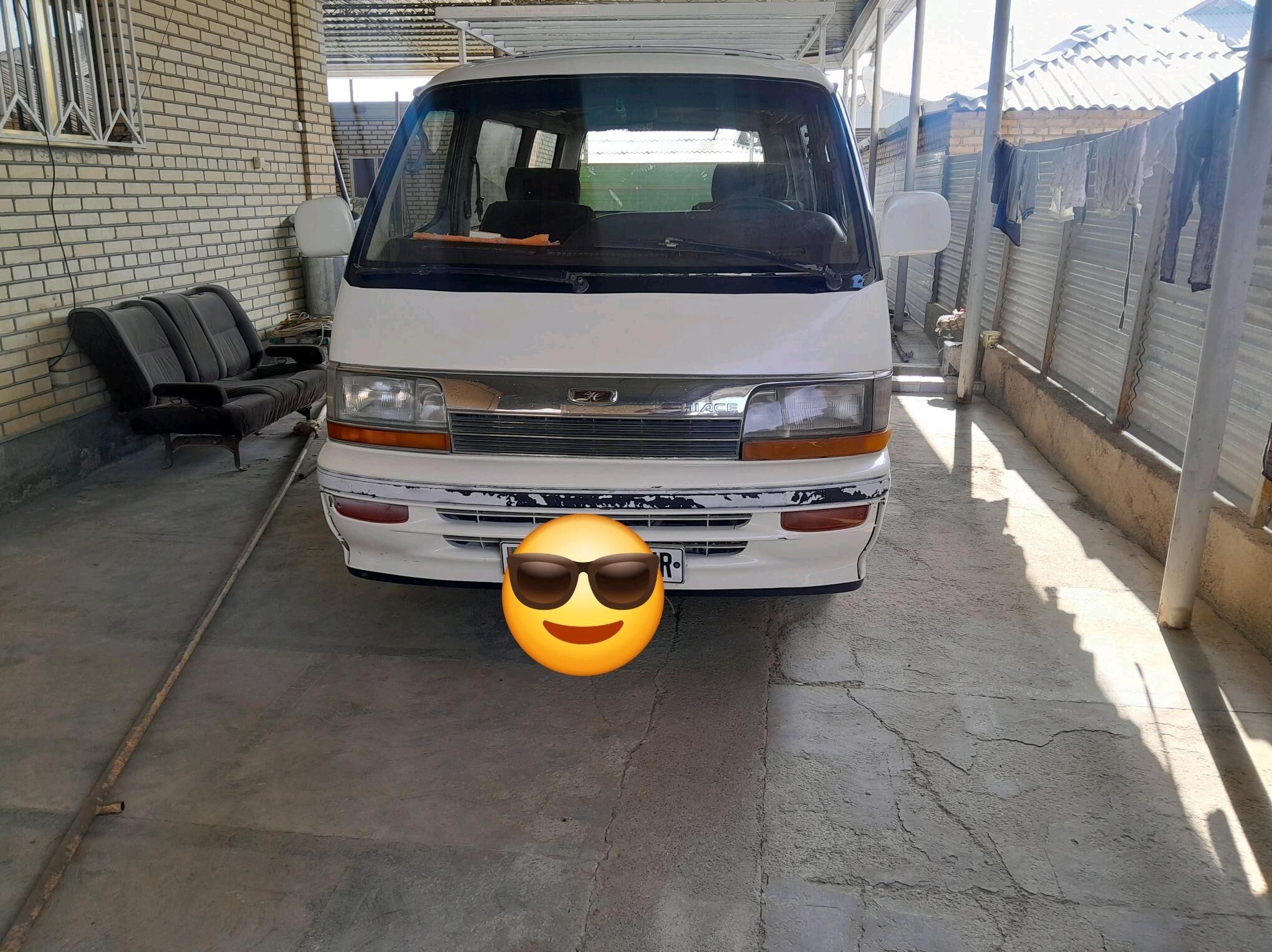 Toyota Hiace 1990 - 75 000 TMT - Мары - img 4