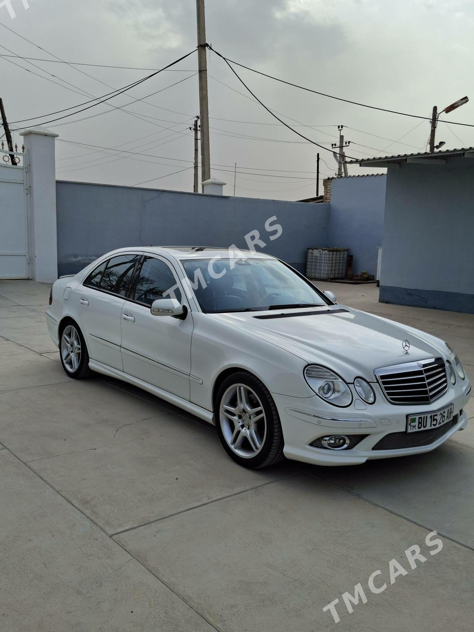 Mercedes-Benz E500 2004 - 240 000 TMT - Ашхабад - img 3