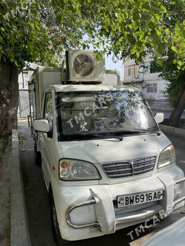 CMC Veryca 2009 - 130 000 TMT - Ашхабад - img 3