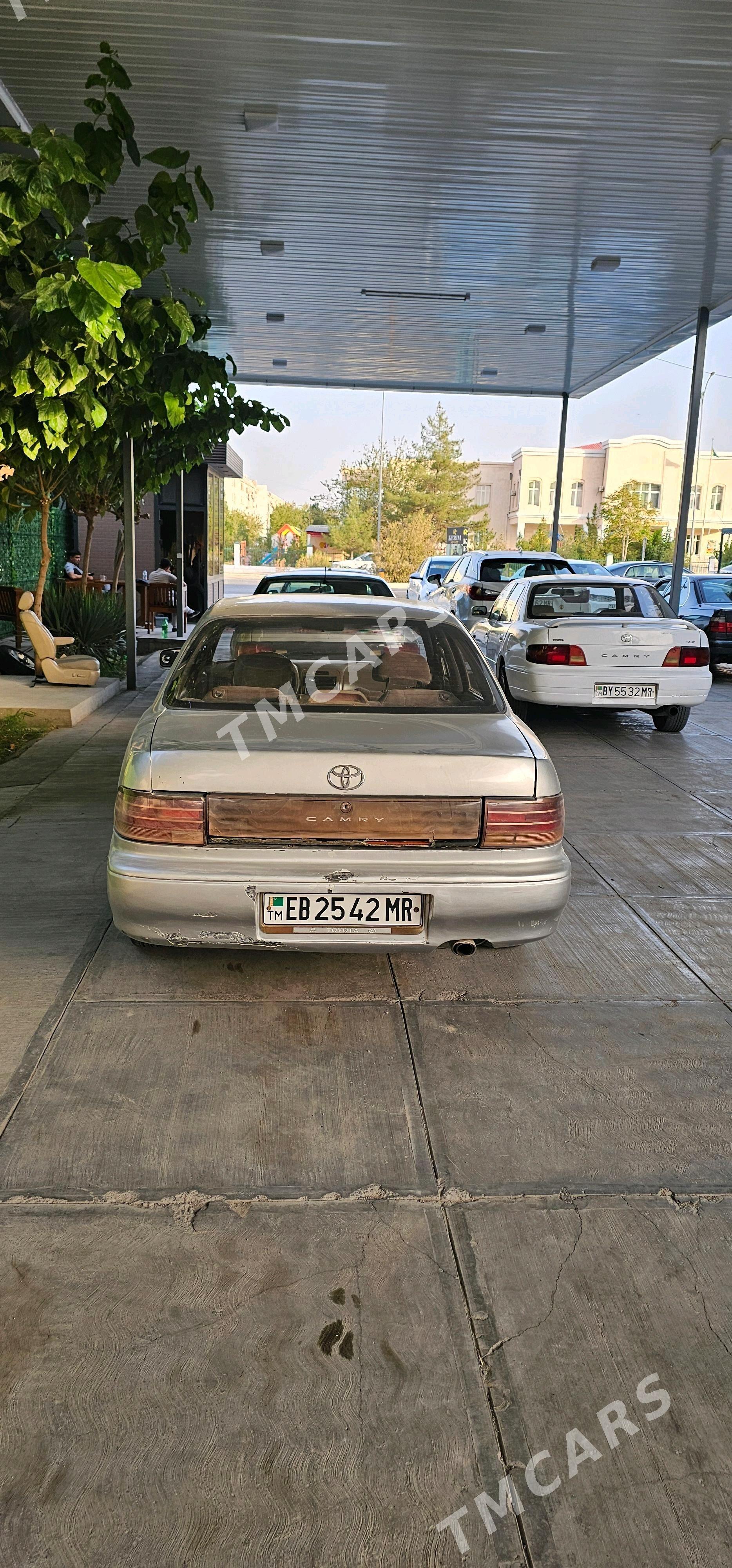 Toyota Camry 1992 - 52 000 TMT - Мары - img 4