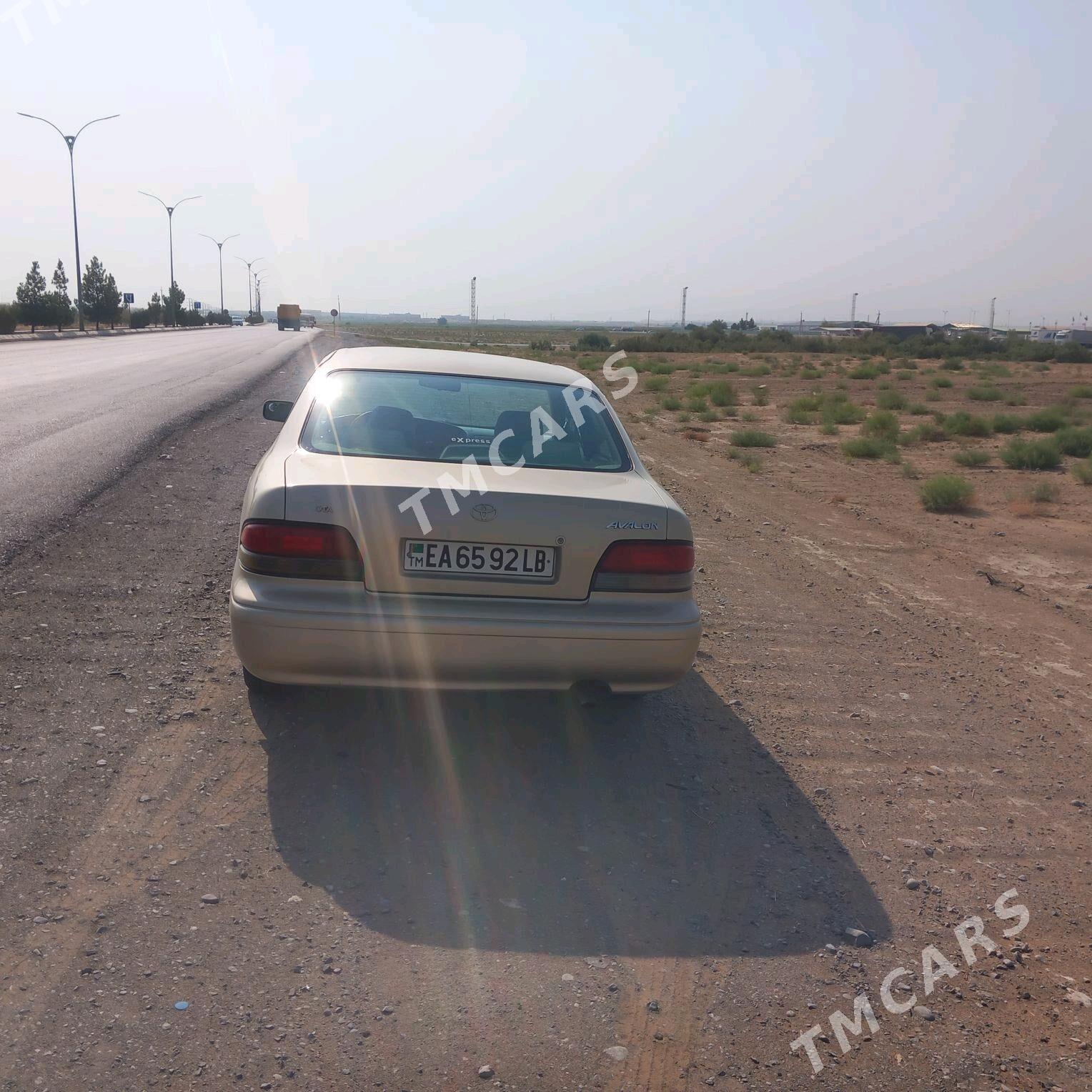 Toyota Avalon 1997 - 110 000 TMT - Kerki - img 3