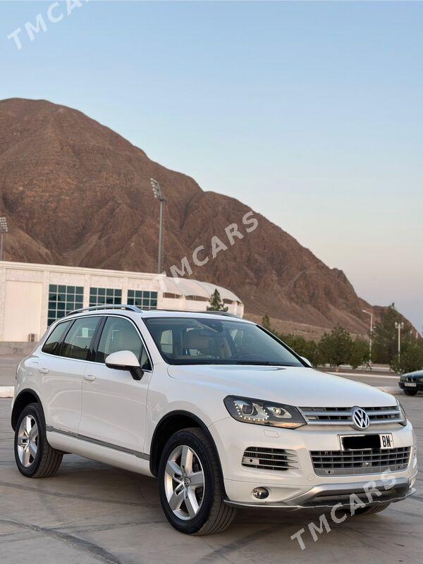 Volkswagen Touareg 2012 - 345 000 TMT - Балканабат - img 5