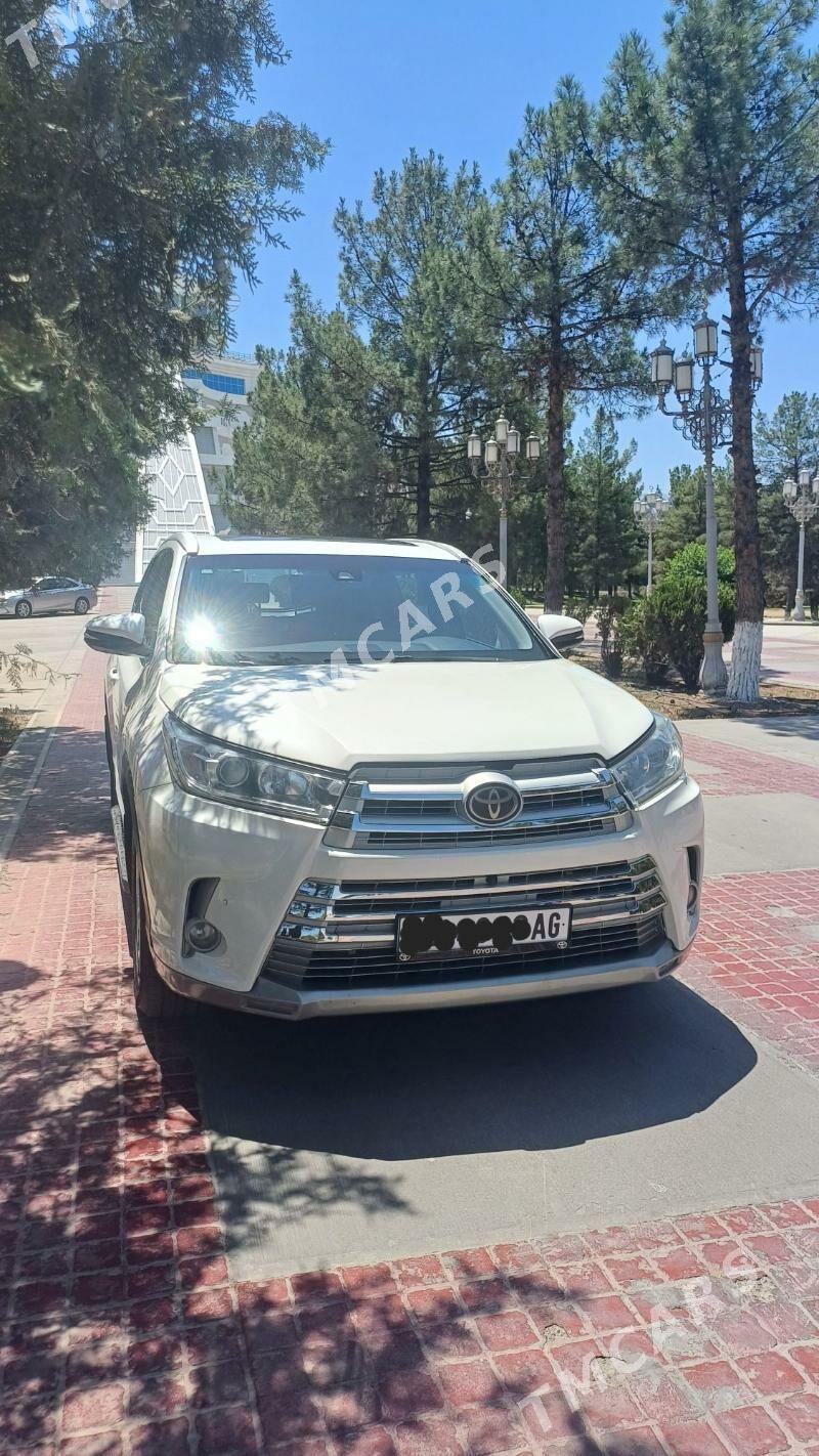 Toyota Highlander 2017 - 380 000 TMT - 8 мкр - img 2