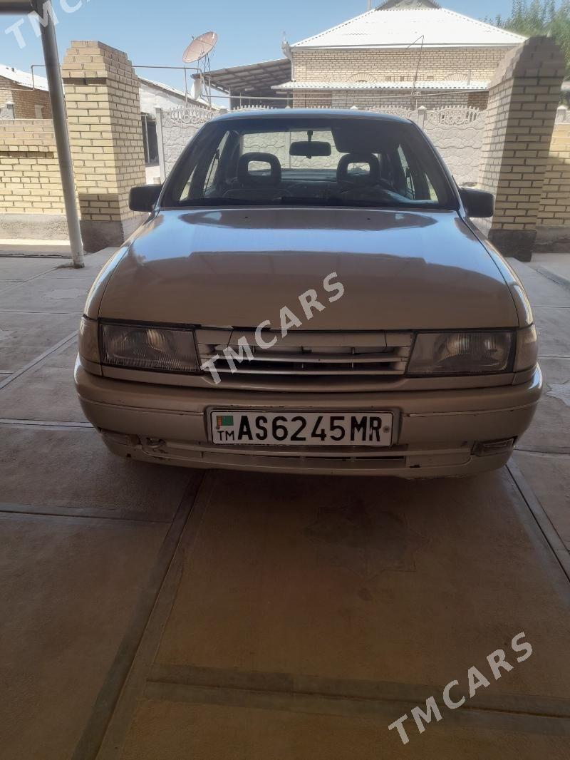 Opel Vectra 1990 - 30 000 TMT - Mary - img 2
