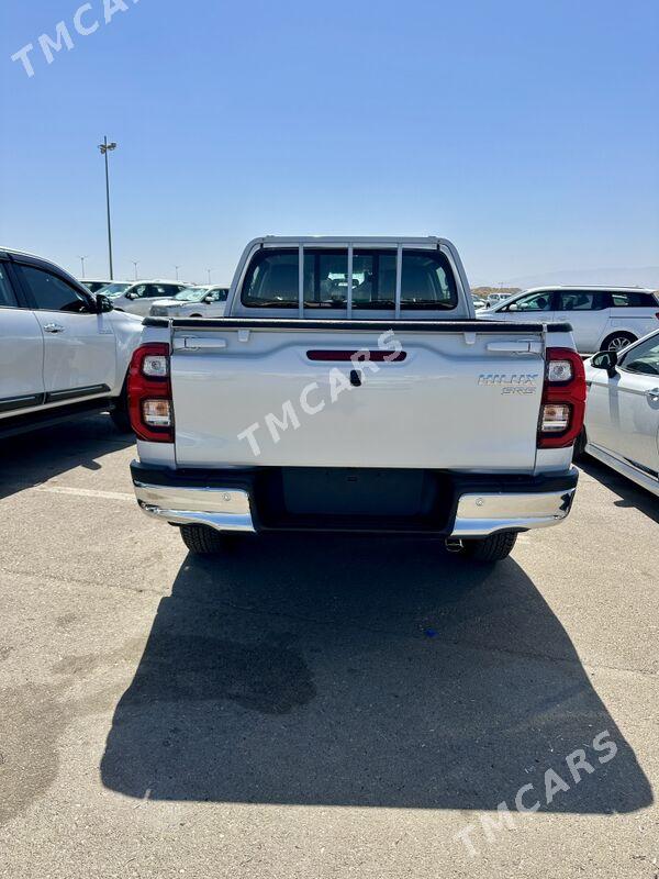 Toyota Hilux 2025 - 682 000 TMT - Aşgabat - img 3