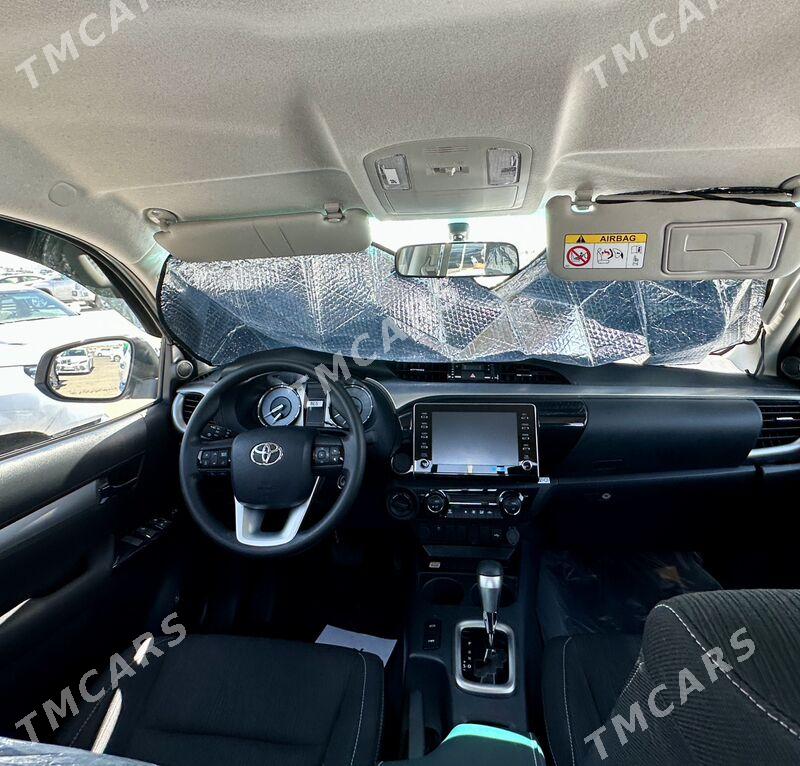 Toyota Hilux 2025 - 682 000 TMT - Aşgabat - img 7