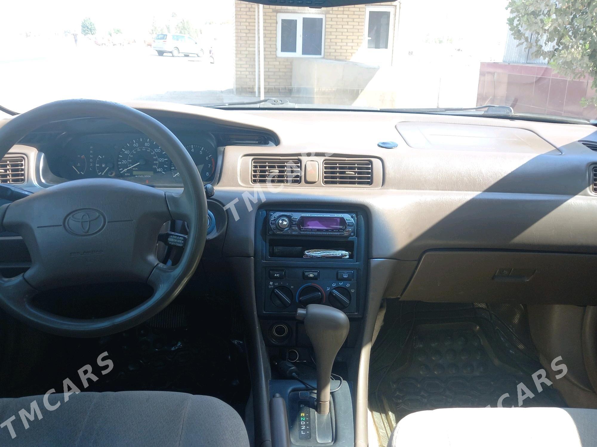 Toyota Camry 2000 - 120 000 TMT - Мары - img 3