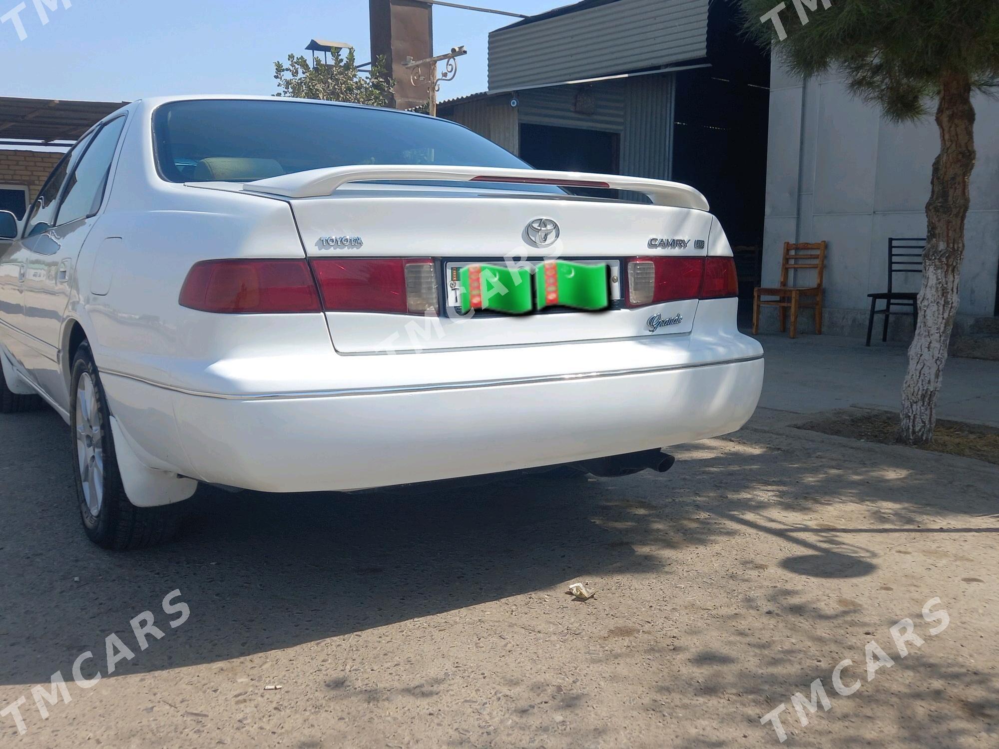 Toyota Camry 2000 - 120 000 TMT - Мары - img 2