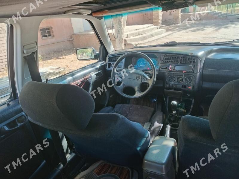 Volkswagen Golf 1994 - 17 000 TMT - Türkmenabat - img 2