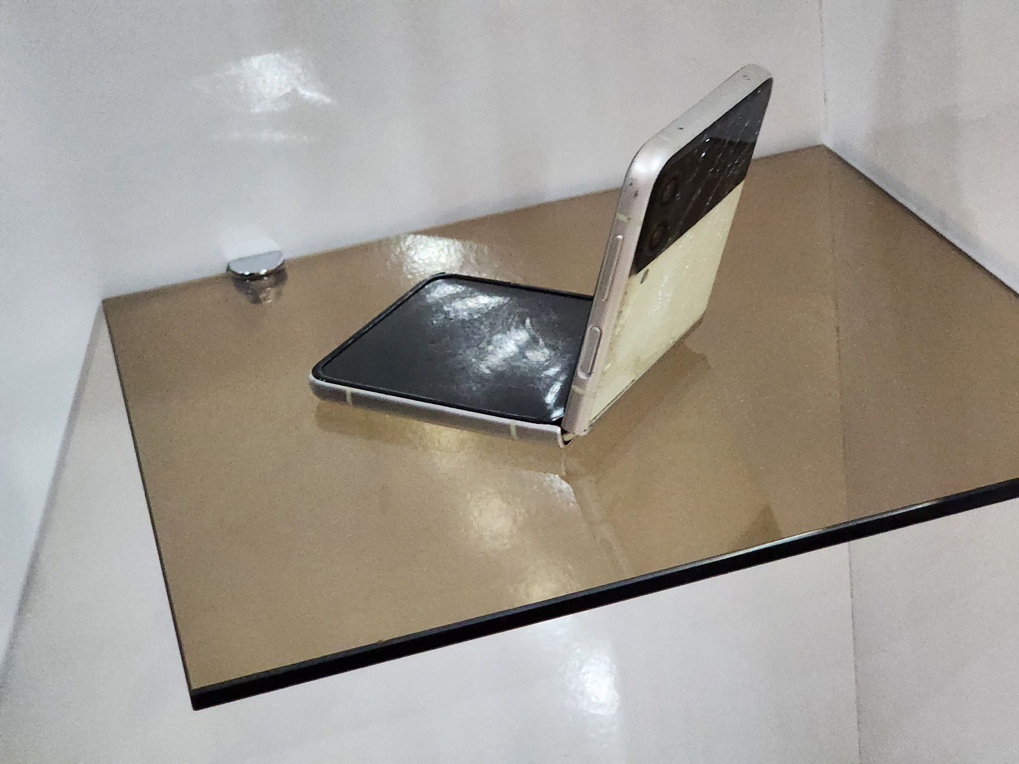 Samsung Z flip - Мары - img 4