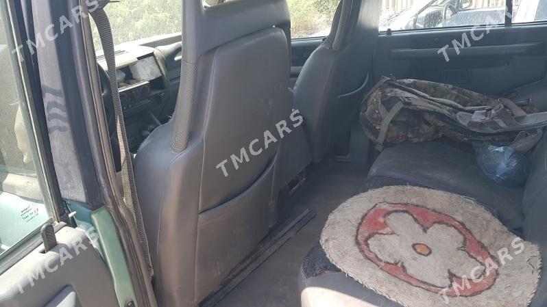 Land Rover Discovery 1997 - 25 000 TMT - Дашогуз - img 2