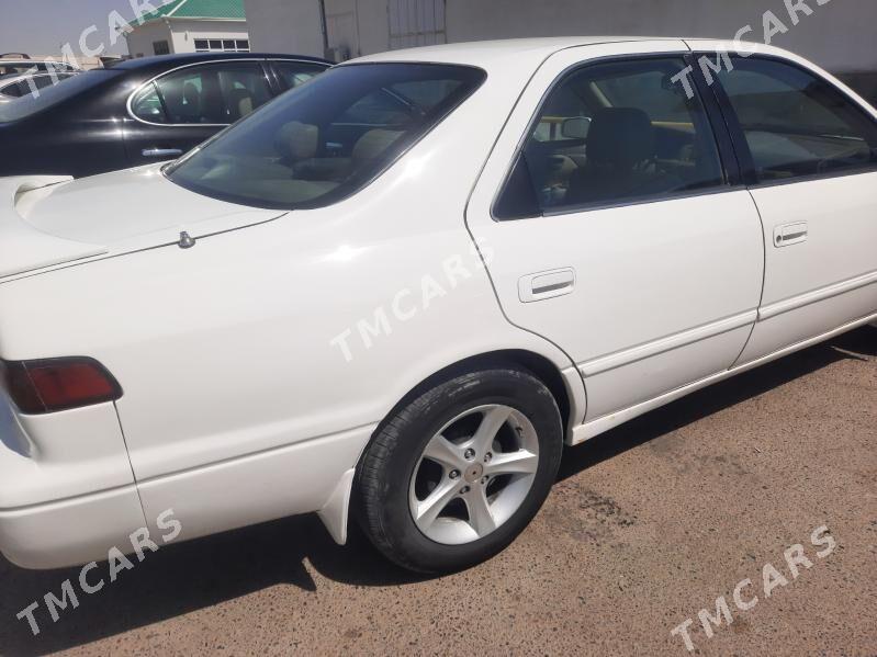 Toyota Camry 1998 - 140 000 TMT - Мары - img 7