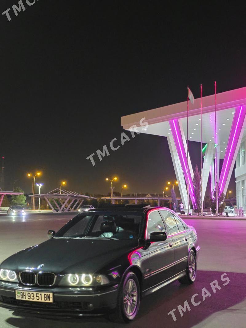 BMW E39 2002 - 140 000 TMT - Балканабат - img 5