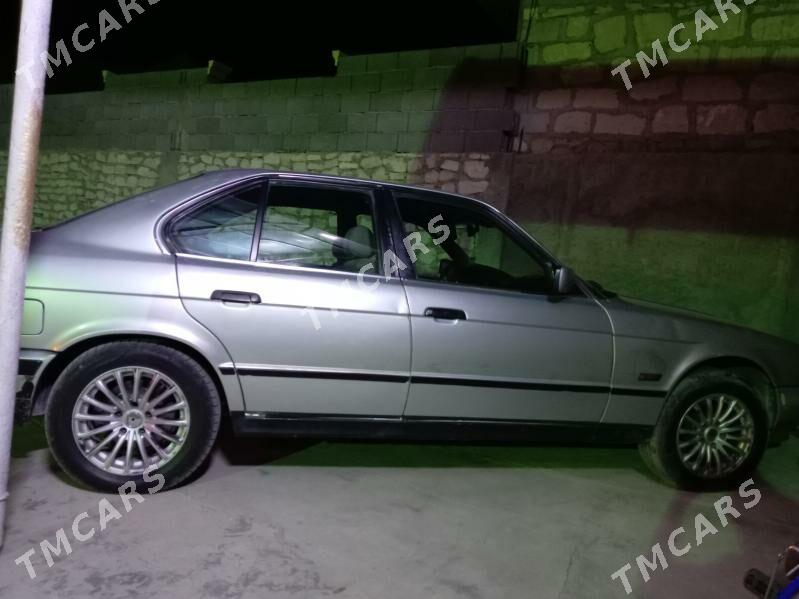 BMW 525 1995 - 40 000 TMT - Balkanabat - img 3