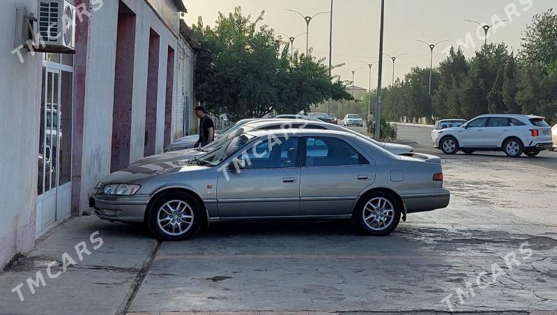 Toyota Camry 2001 - 170 000 TMT - Baýramaly - img 2