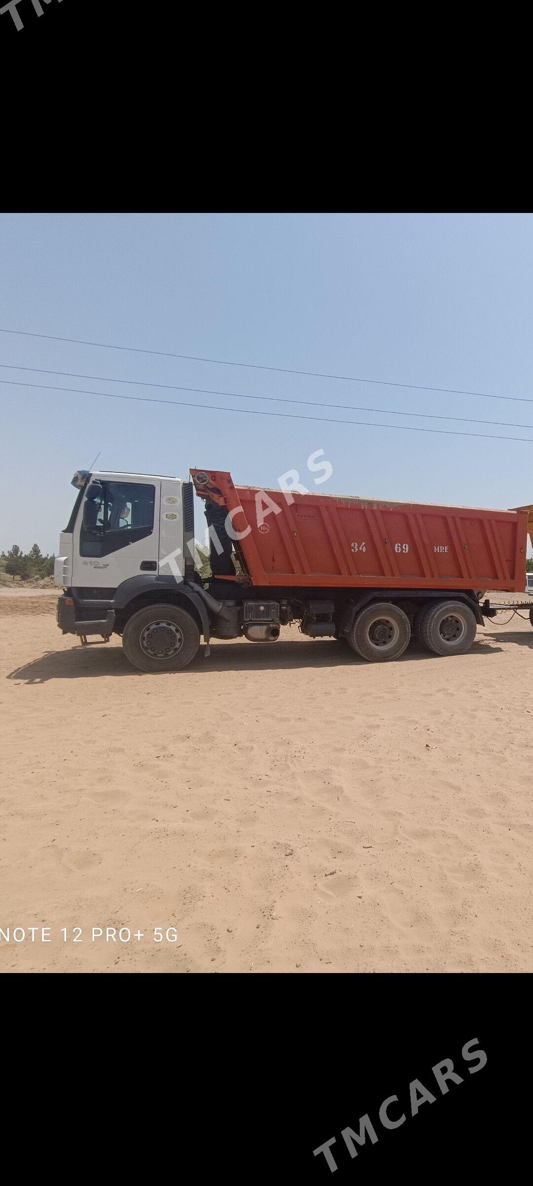 Iveco Trakker 2009 - 550 000 TMT - Дашогуз - img 2