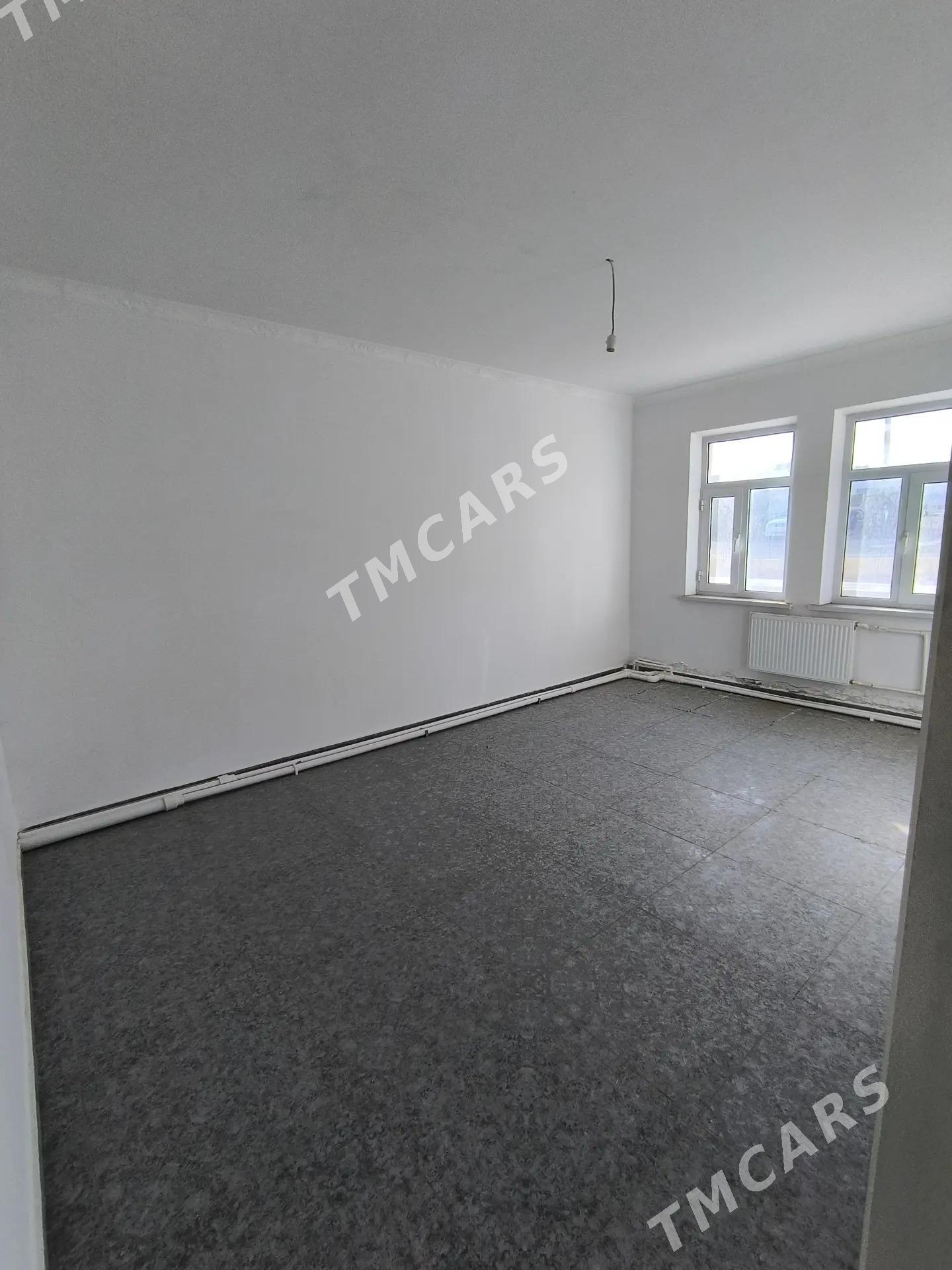 ПРОДАЕТСЯ ЦОКОЛЬНЫЙ ЭТАЖ - Туркменбаши - img 6