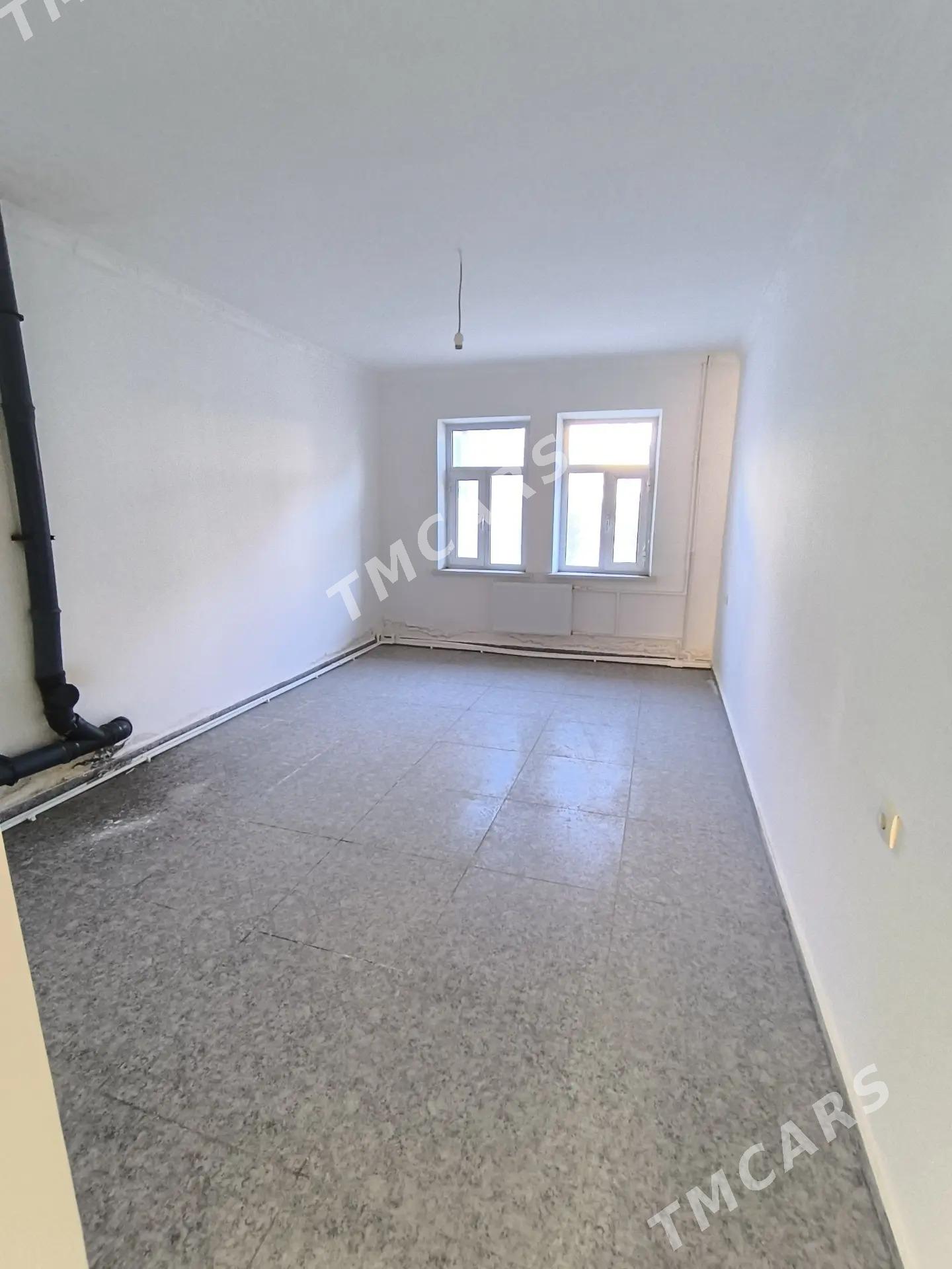 ПРОДАЕТСЯ ЦОКОЛЬНЫЙ ЭТАЖ - Туркменбаши - img 5