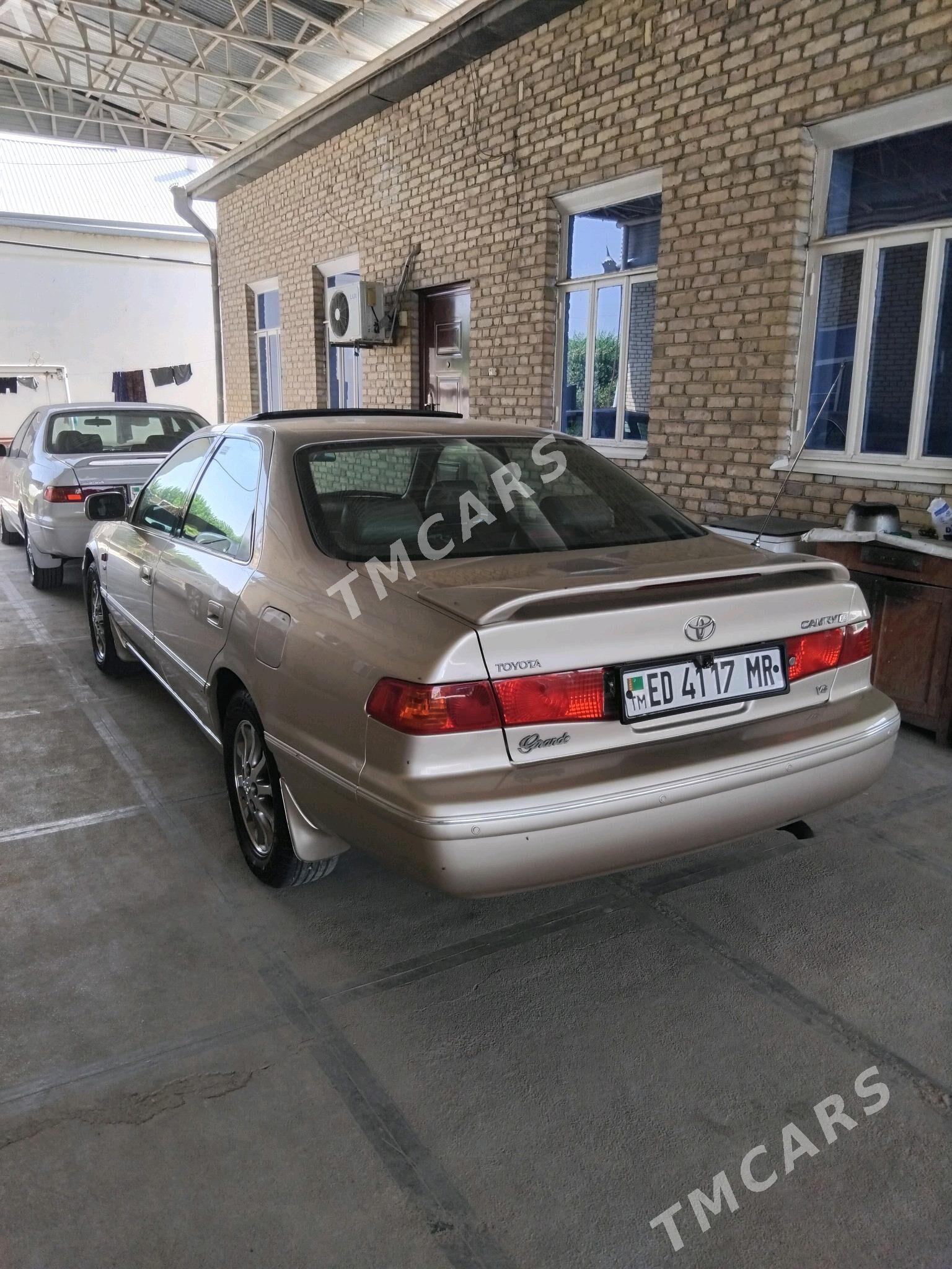 Toyota Camry 2000 - 175 000 TMT - Mary - img 6