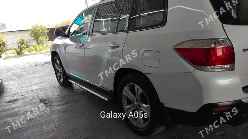 Toyota Highlander 2011 - 330 000 TMT - Aşgabat - img 8