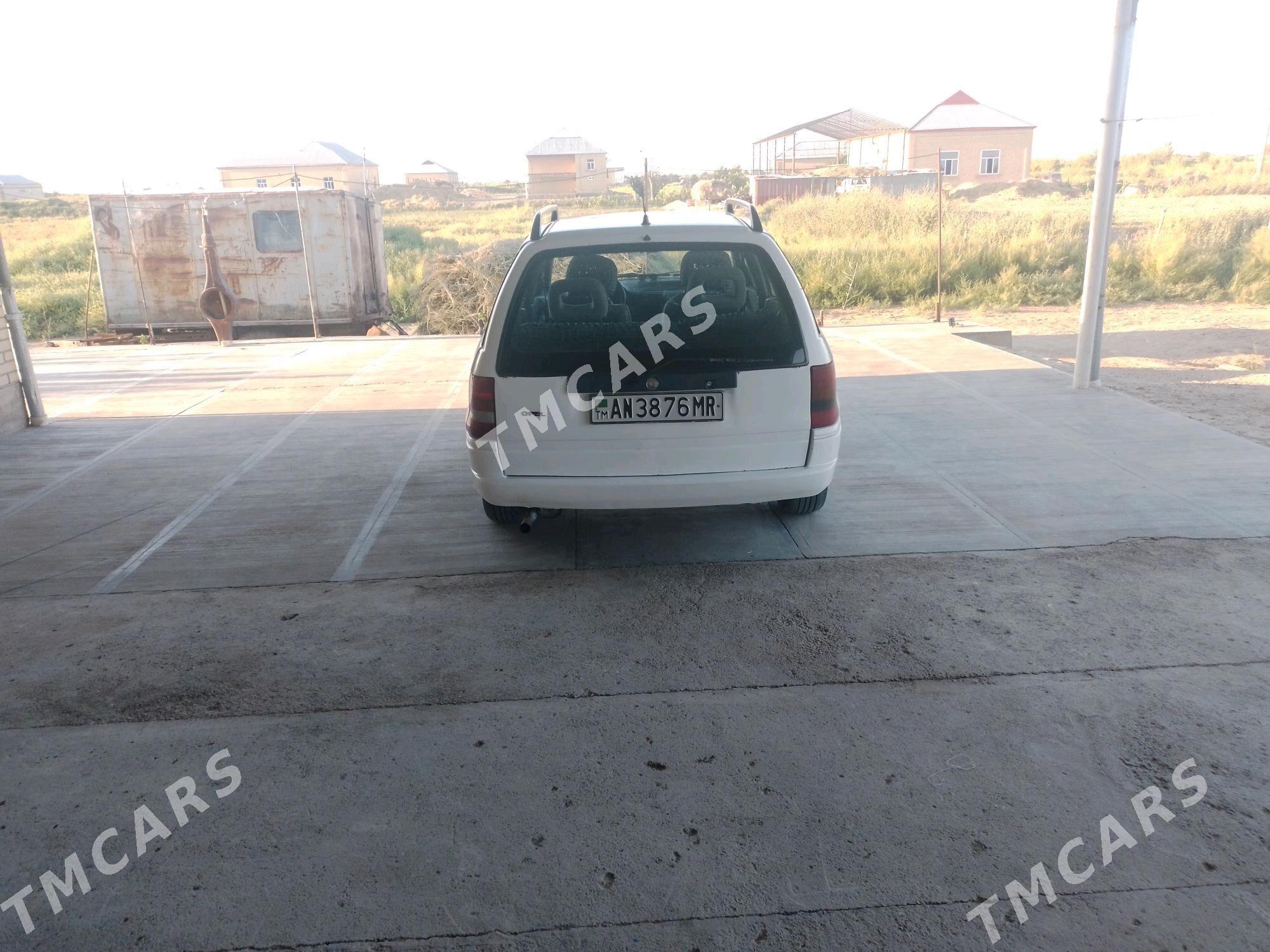 Opel Astra 1992 - 28 000 TMT - Mary - img 3