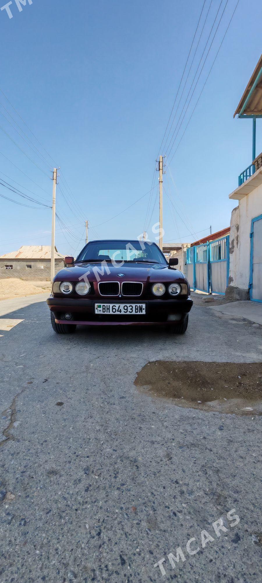 BMW 525 1989 - 75 000 TMT - Гумдаг - img 5