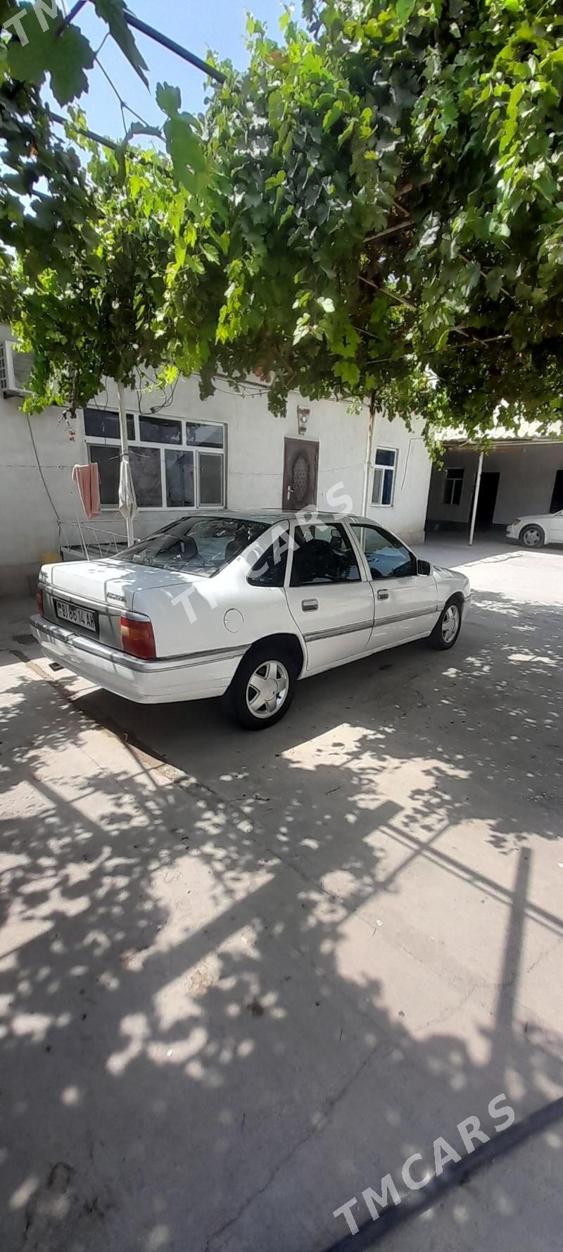Opel Vectra 1992 - 32 000 TMT - Кака - img 2
