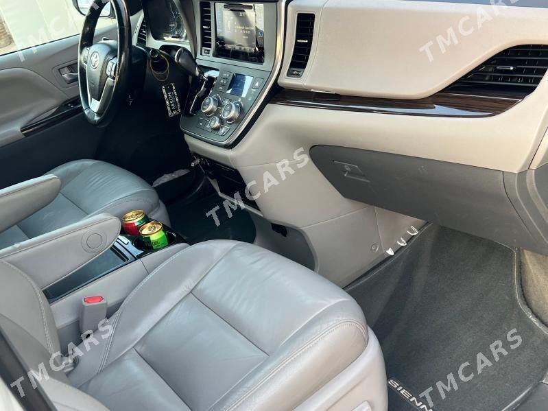 Toyota Sienna 2017 - 436 000 TMT - Türkmenbaşy - img 5