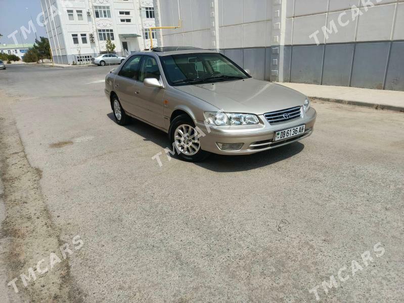 Toyota Camry 2000 - 185 000 TMT - Änew - img 3