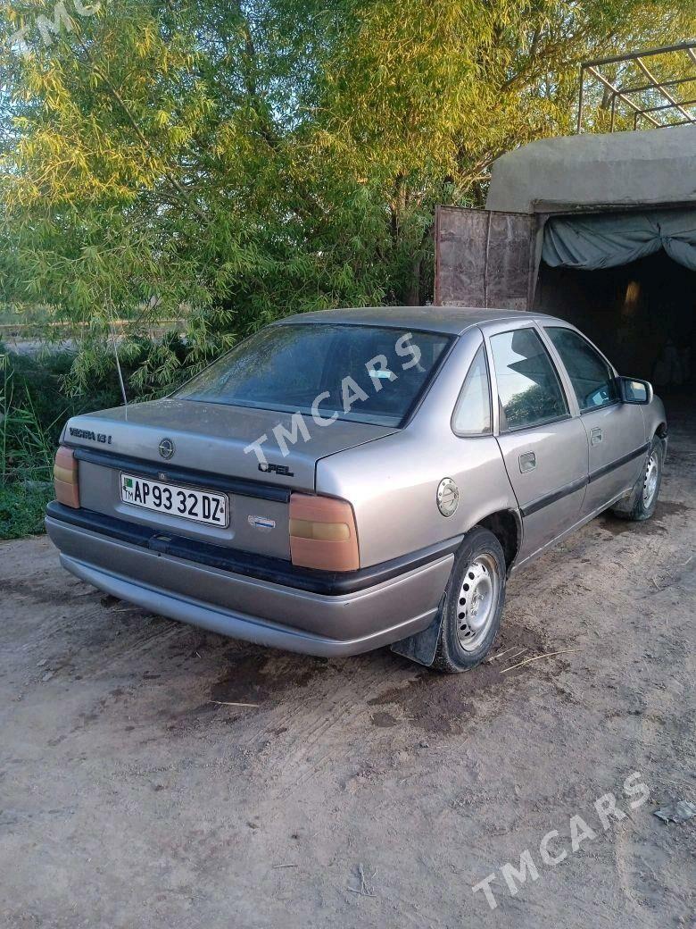Opel Vectra 1993 - 30 000 TMT - Кёнеургенч - img 3