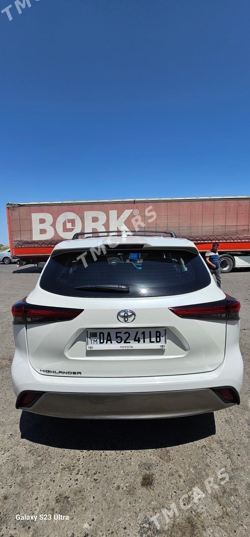 Toyota Highlander 2021 - 420 000 TMT - Türkmenabat - img 5