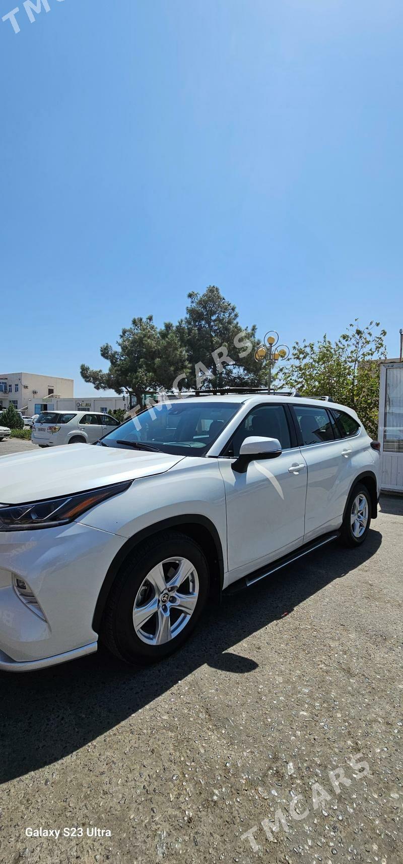 Toyota Highlander 2021 - 420 000 TMT - Türkmenabat - img 3