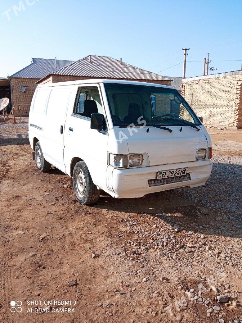 Toyota Hiace 1994 - 35 000 TMT - Векильбазар - img 2