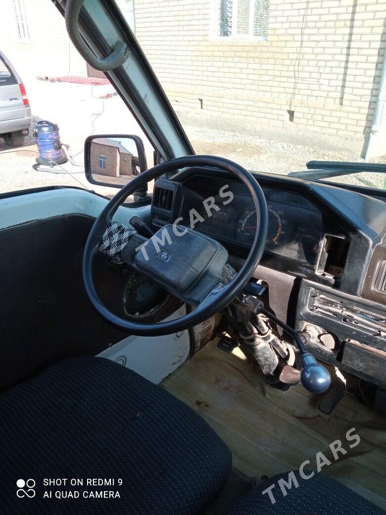 Toyota Hiace 1994 - 35 000 TMT - Векильбазар - img 3