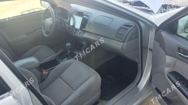 Toyota Camry 2005 - 170 000 TMT - Мары - img 7
