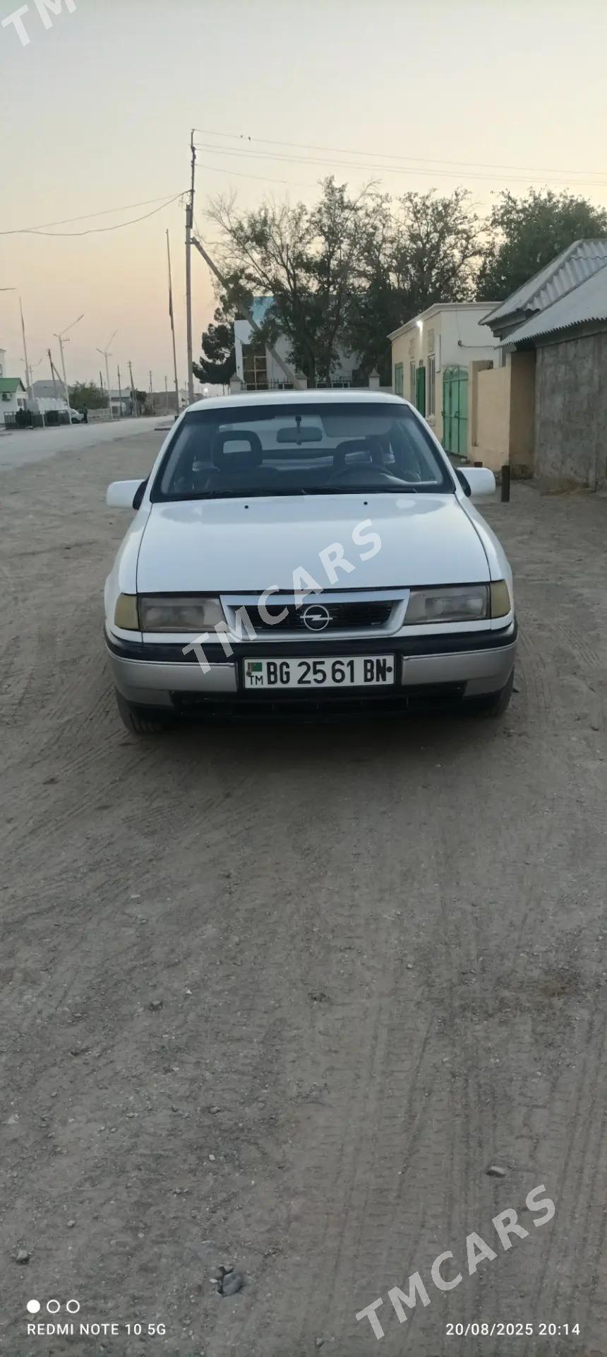 Opel Vectra 1992 - 35 000 TMT - Gumdag - img 3