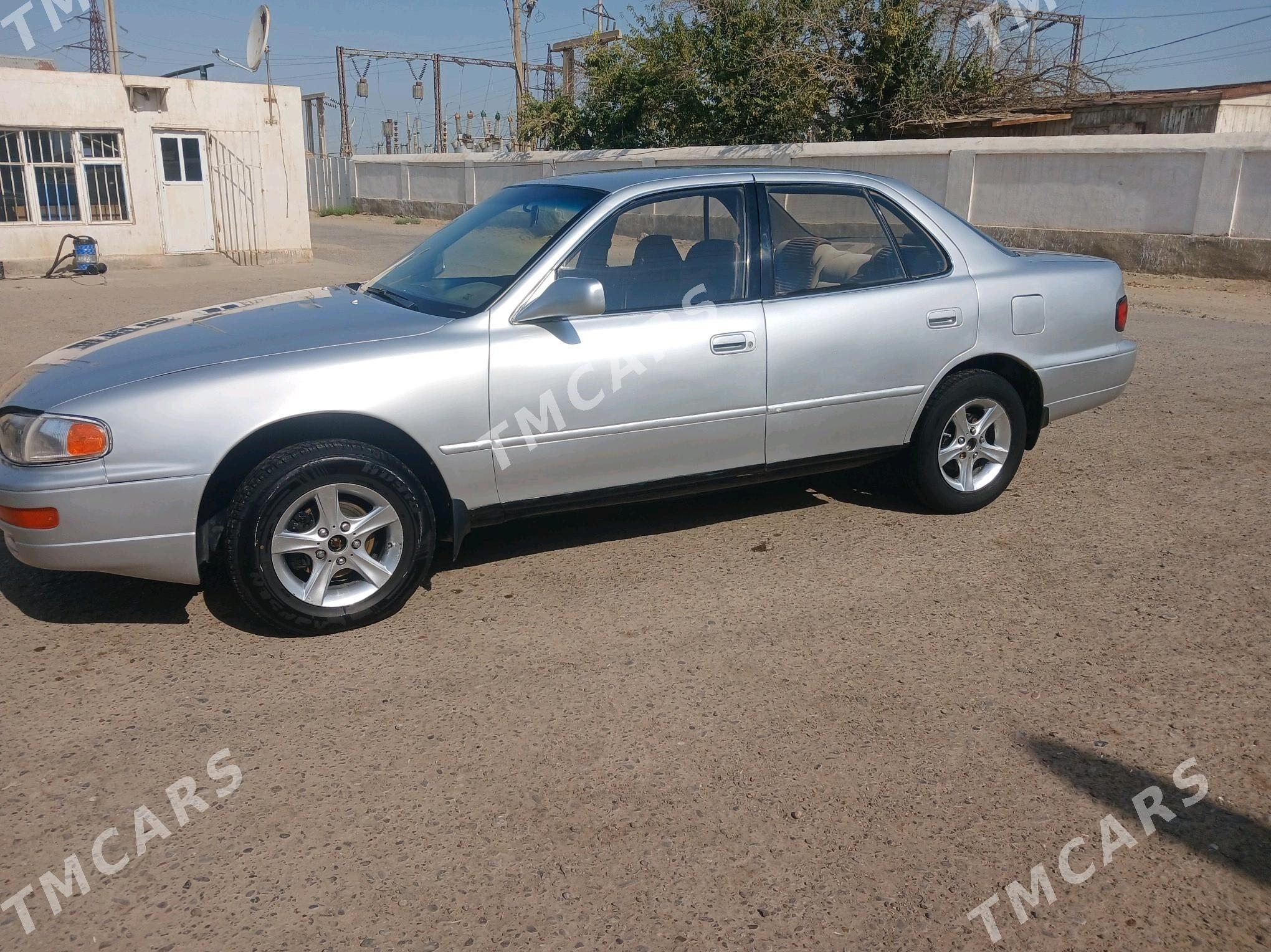 Toyota Camry 1996 - 78 000 TMT - Ёлётен - img 2