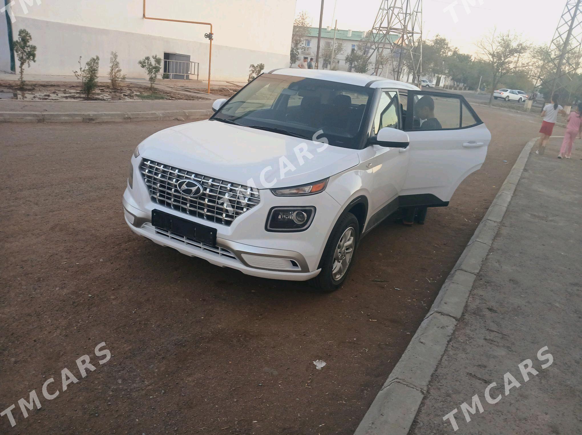 Hyundai Venue 2020 - 235 000 TMT - Aşgabat - img 4
