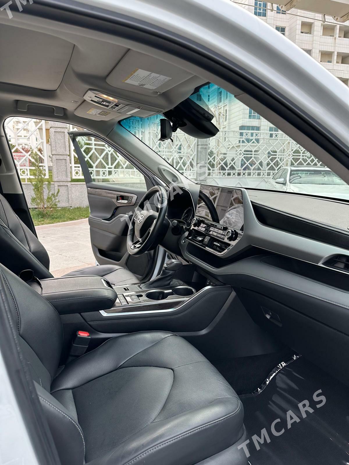 Toyota Highlander 2022 - 880 000 TMT - Ашхабад - img 7