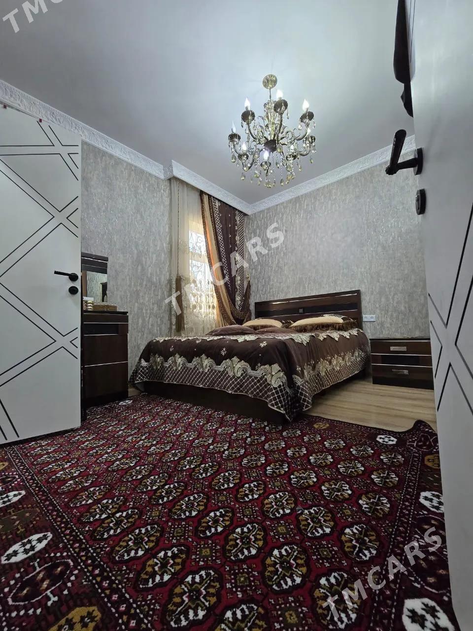 3 ком 9/2 этаж 82 кв²  Мир 3 - Мир 3 - img 2
