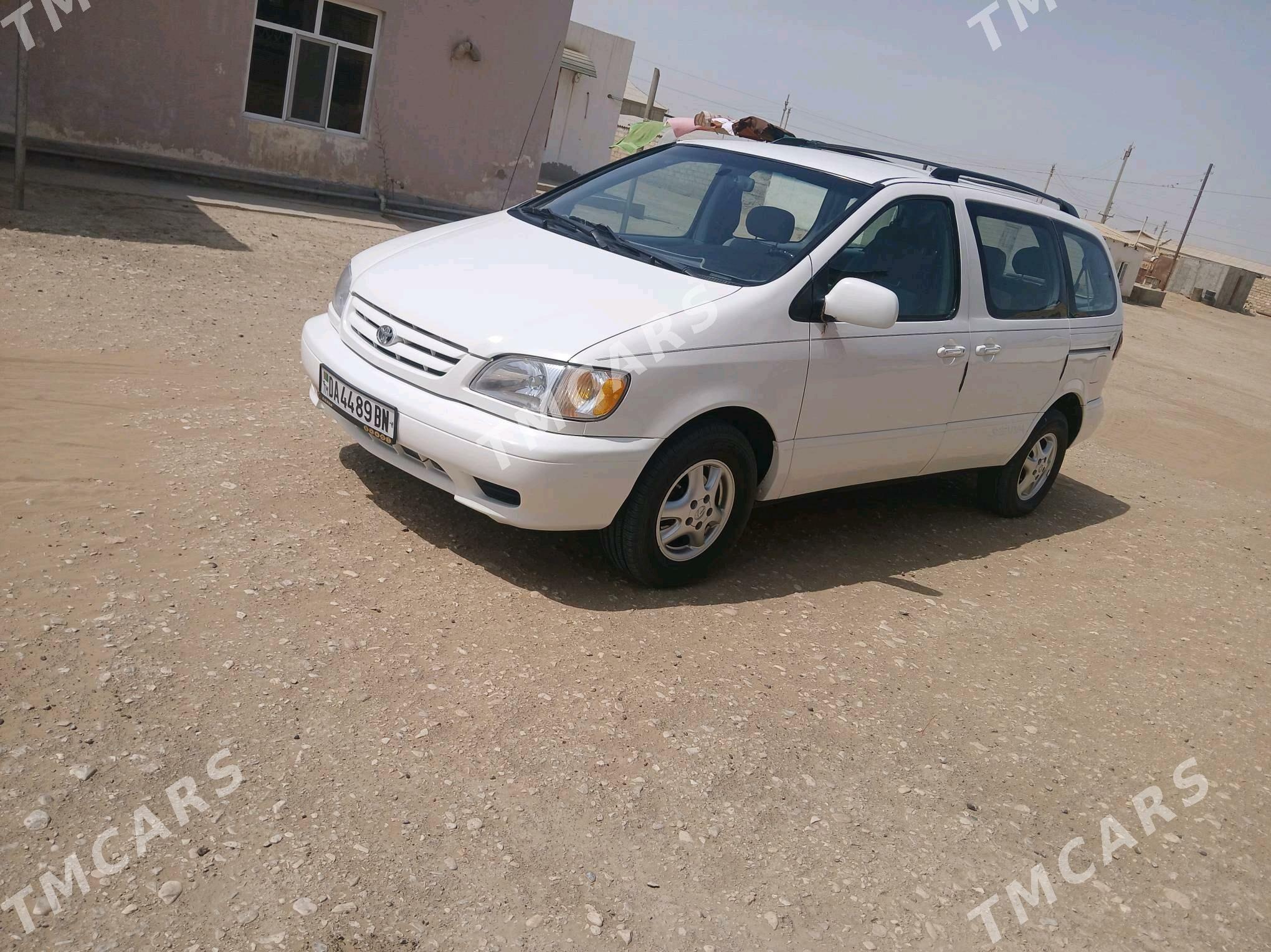 Toyota Sienna 2001 - 150 000 TMT - Esenguly - img 5